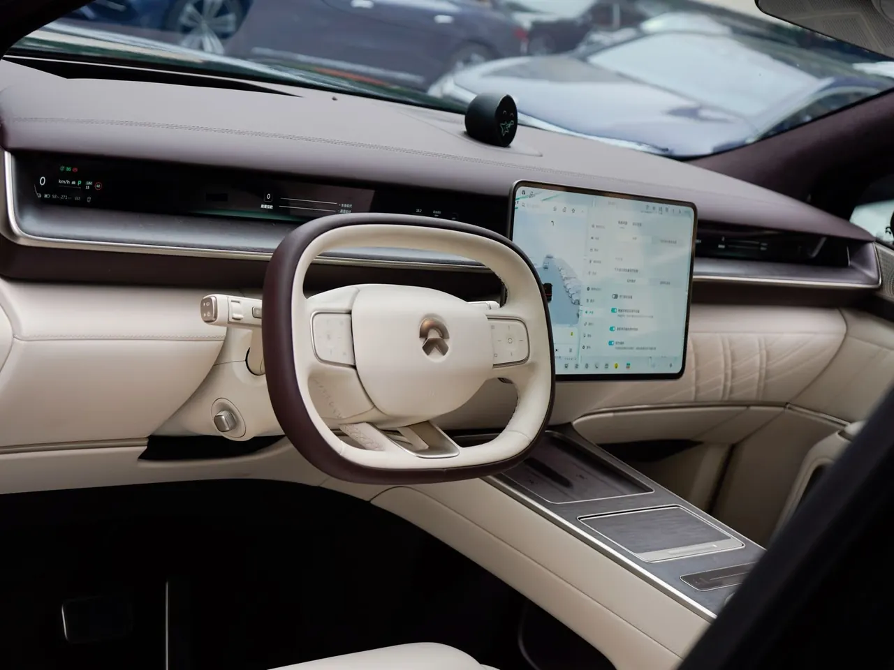 NIO 2026 ES 9 102kWh Administrative Island Signature Edition Automatic Gear 10