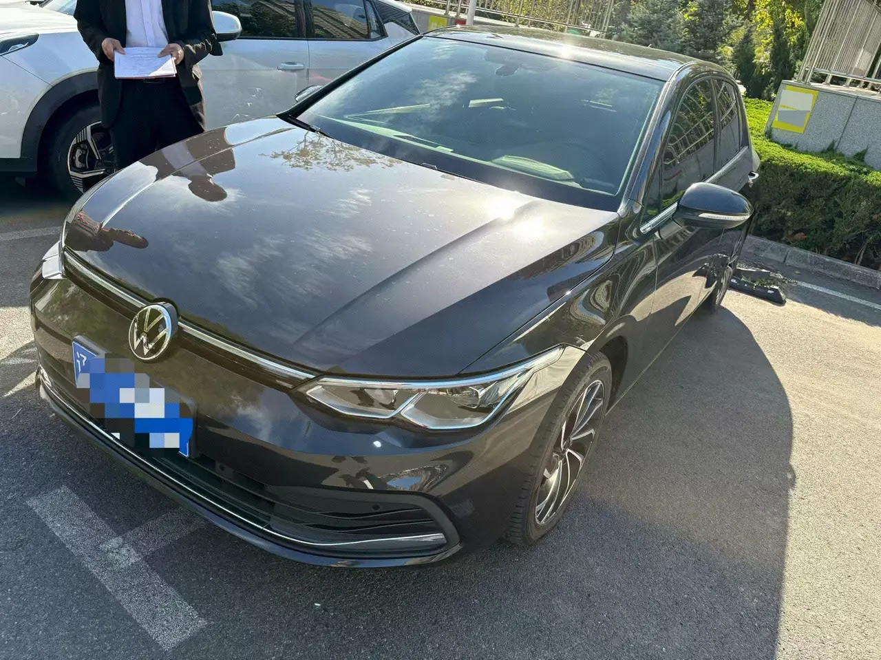 Open image lightbox: Volkswagen 2021 Golf 8 PRO 1.4TSI 280TSI Automatic