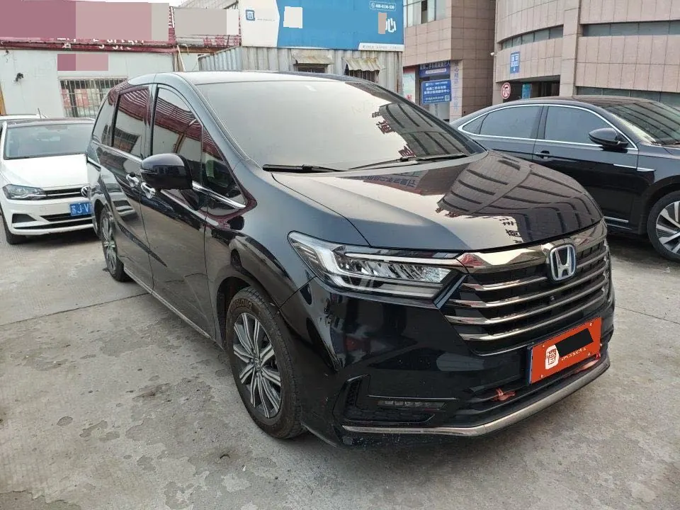Honda 2024 Odyssey Hybrid 2.0 Stepless Sharp and Pleasant Edition Automatic Gear 2