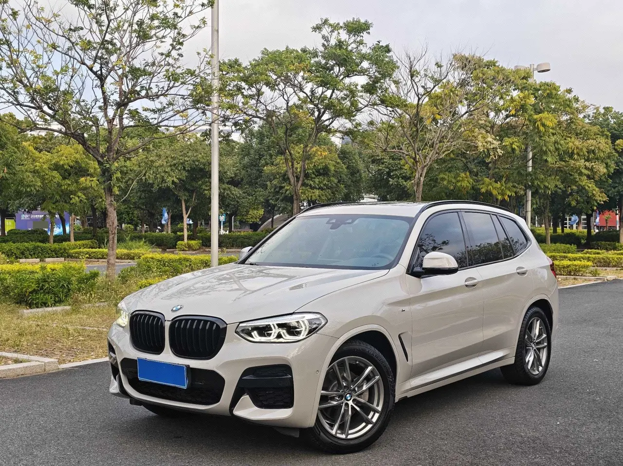 BMW 2020 X3 xDrive28i 2.0T M sports suit automatic gear - View 1