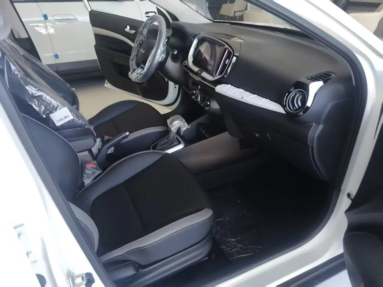 Kia 2026 Game Run 1.4 Stepless Fun Edition Automatic Gear 6