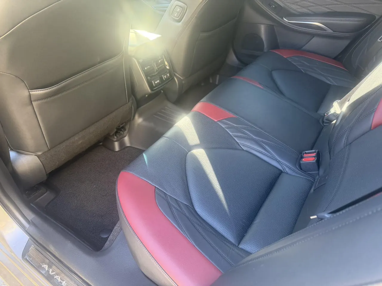 Toyota 2021 Asian Dragon 2.5 Touring Distinguished SPORT Edition Automatic 3