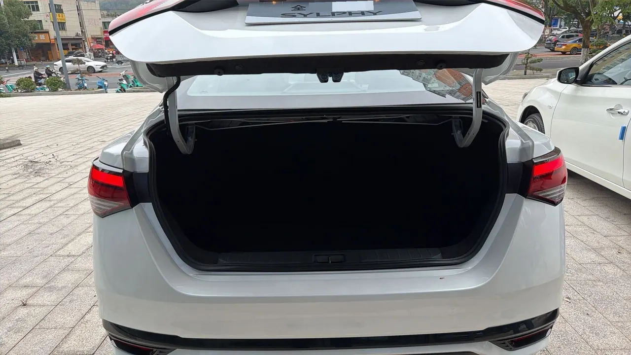 Nissan 2023 Sylphy 1.6 Stepless Pleasant Edition Automatic Gear 2
