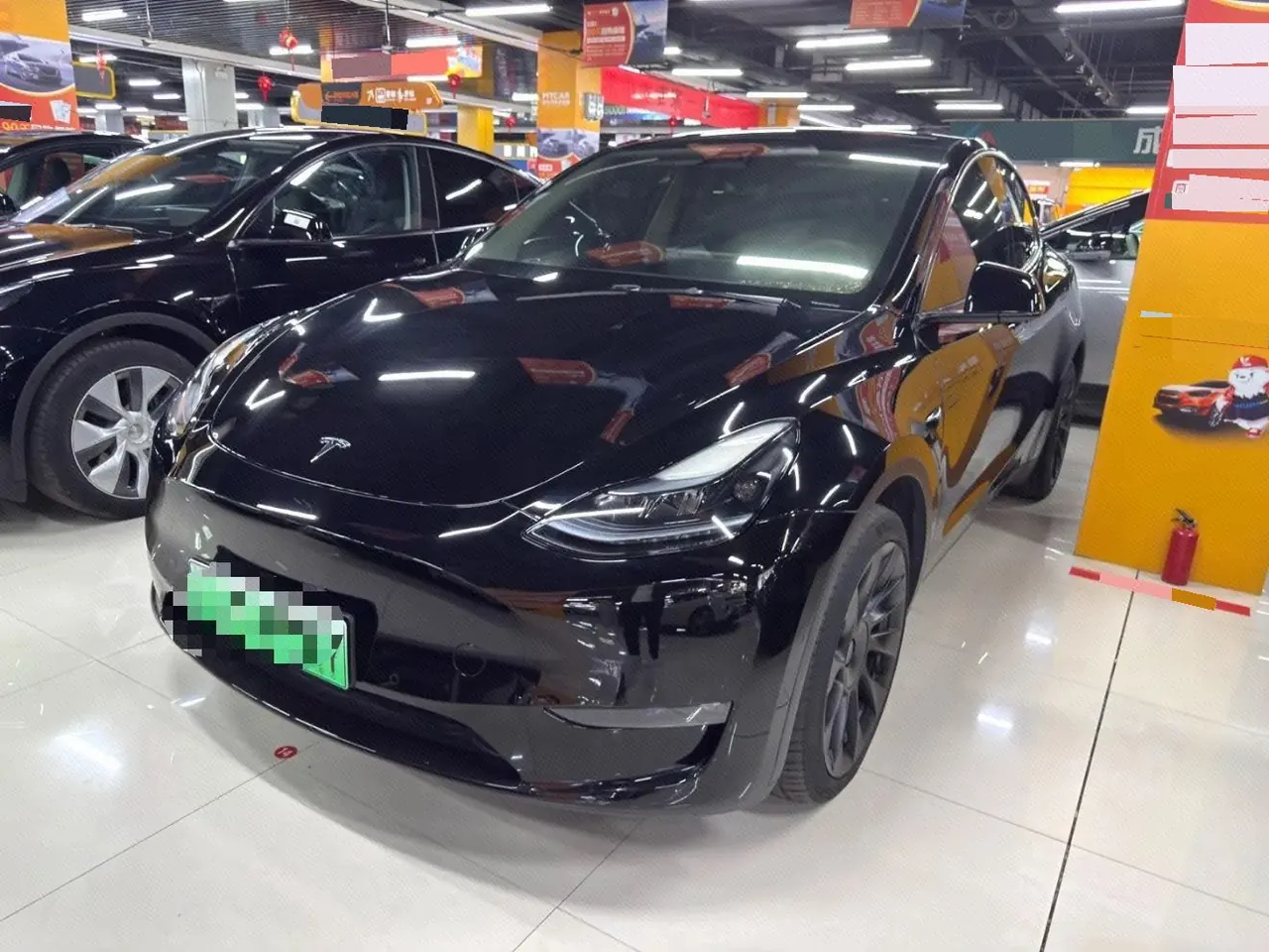 Open image lightbox: Tesla 2023 Model Y rear-wheel drive version automatic transmission