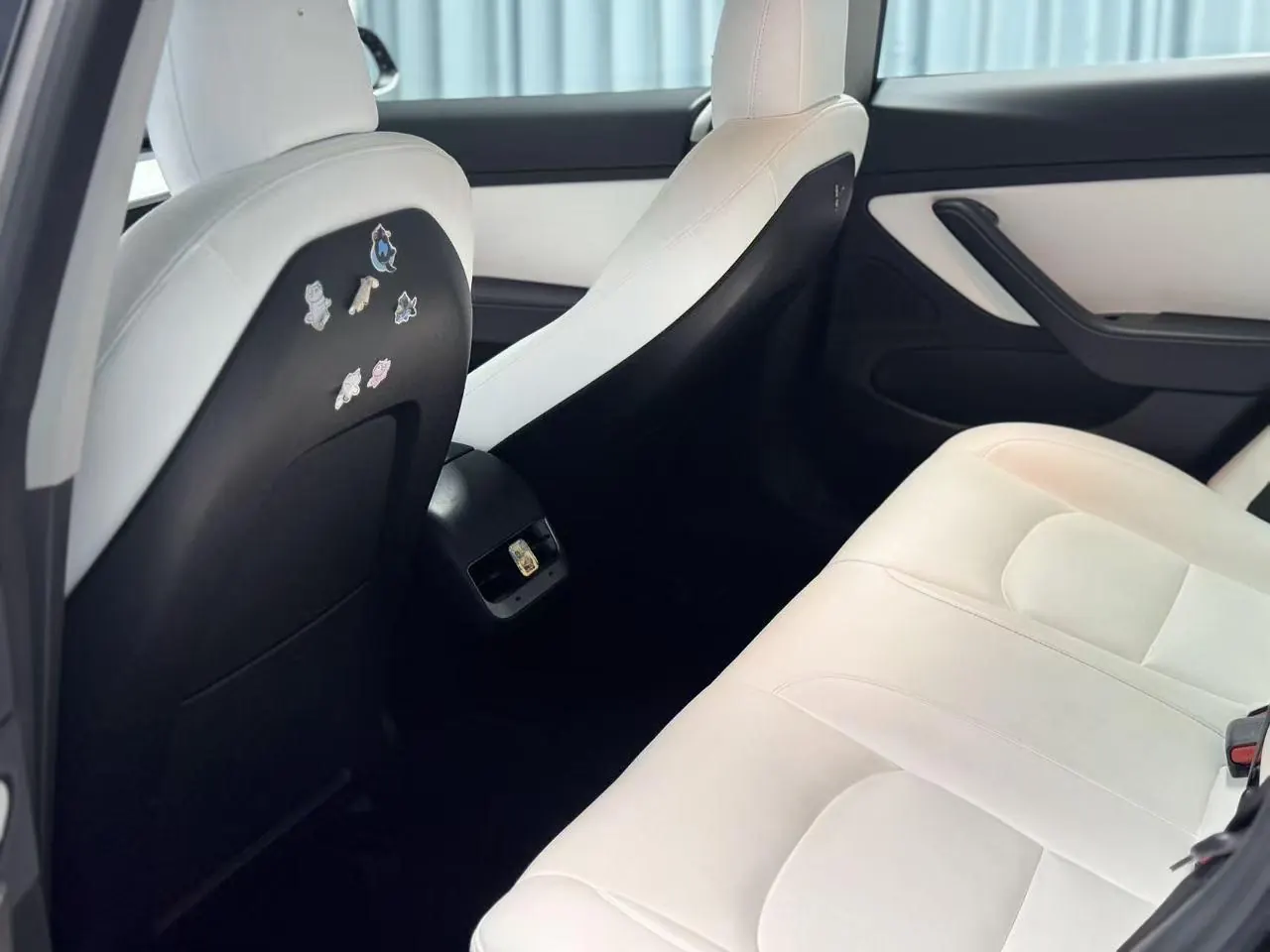 Tesla 2020 Model 3 long endurance rear wheel drive version (modified) automatic gear 5