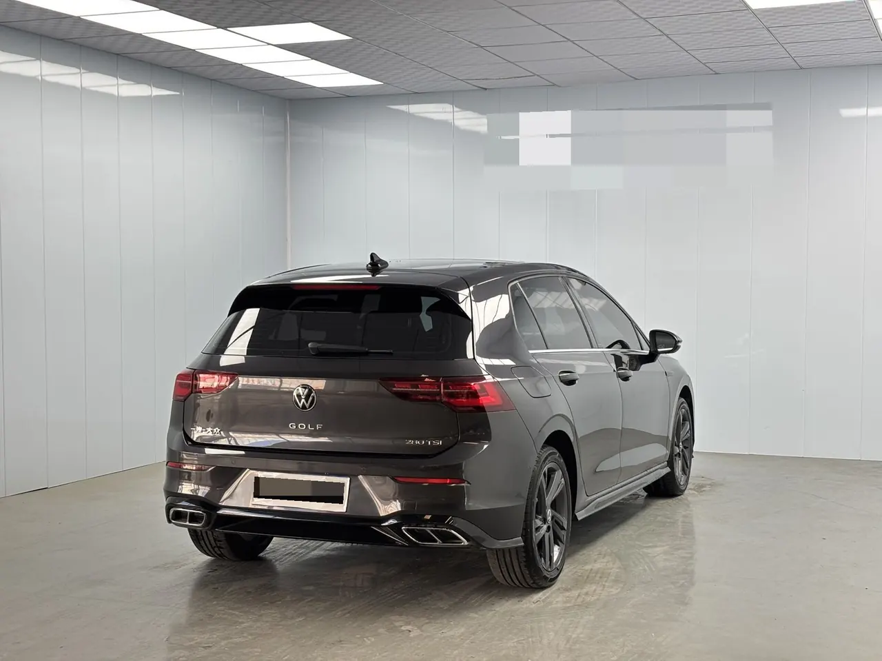 Volkswagen 2023 Golf 8 R-Line 1.4TSI 280TSI Lite Automatic 6