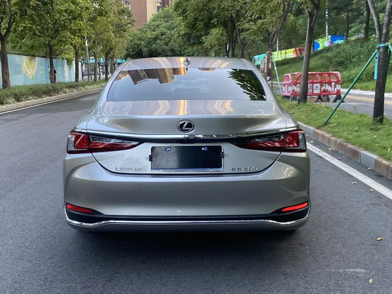 Lexus ES (Imported) 2020 ES200 2.0 Stepless Premium Edition Automatic Gear 5