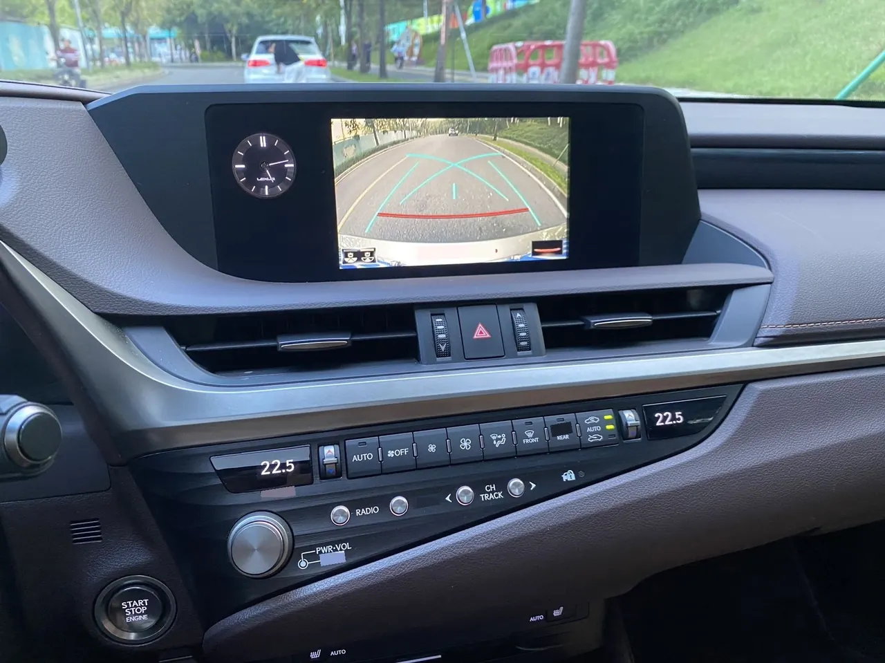 Lexus ES (Imported) 2020 ES200 2.0 Stepless Premium Edition Automatic Gear 8