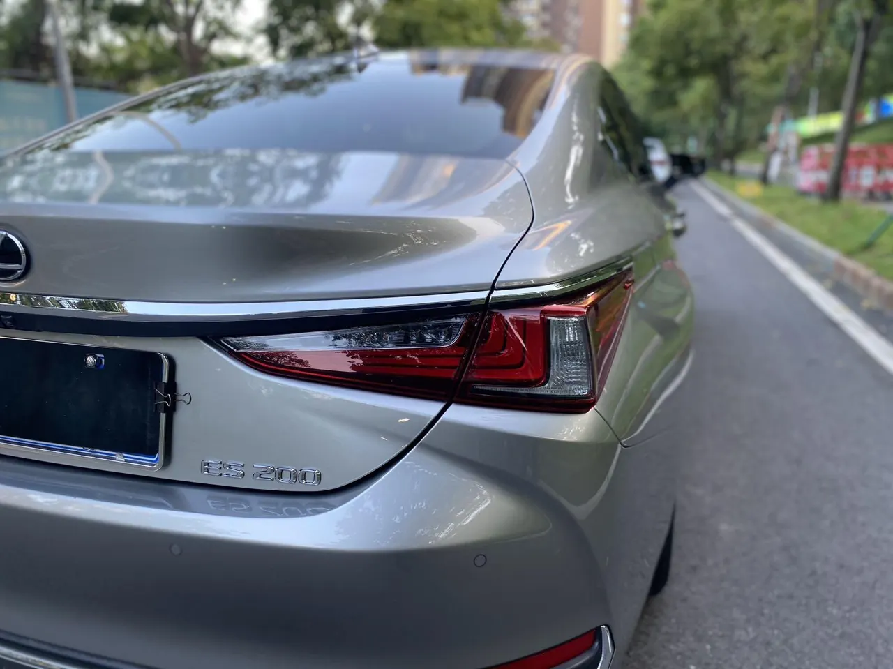 Lexus ES (Imported) 2020 ES200 2.0 Stepless Premium Edition Automatic Gear 9