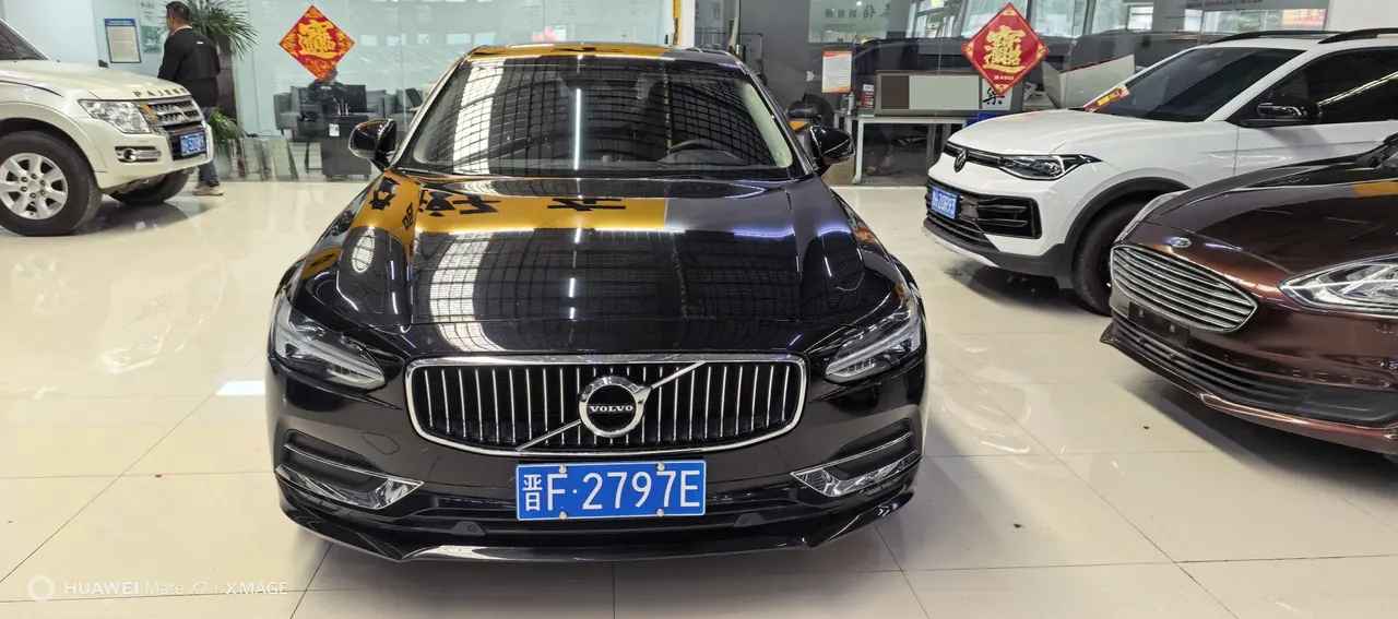 Volvo 2020 S90 2.0T T5 Zhiyi Deluxe Edition Automatic Gear 5