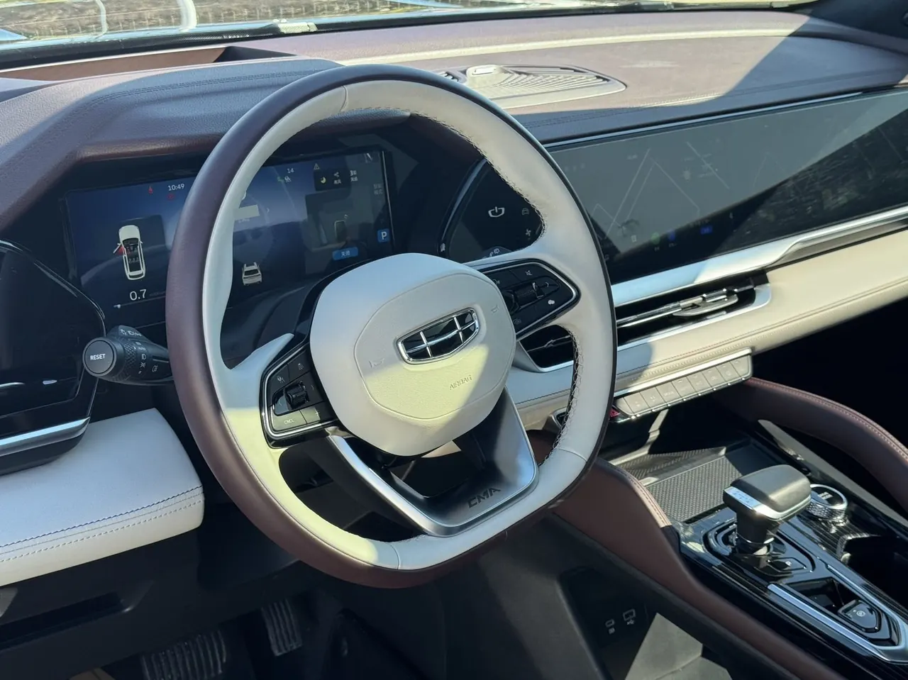 Geely 2021 XingyueL (Monjaro) 2.0TD EVO Two-Drive Flagship Automatic Gear 4