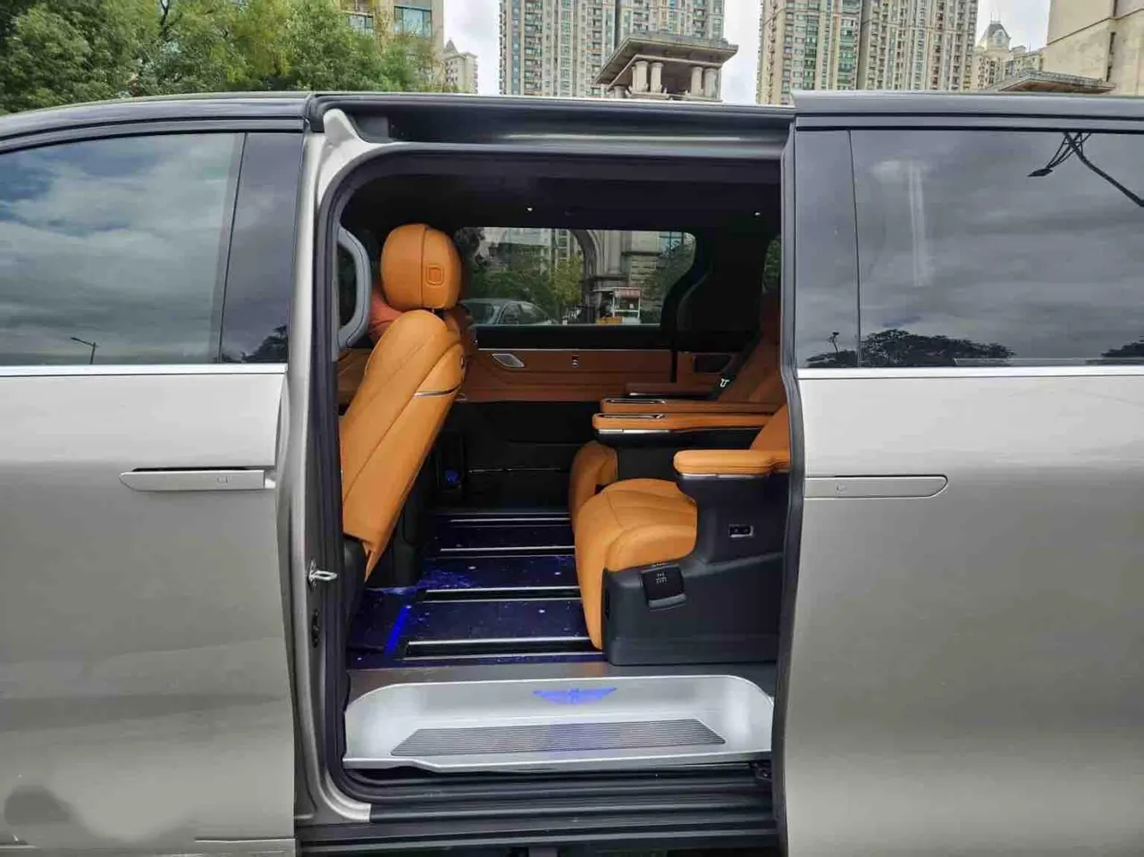 Geely Galaxy 2026 V900 Jin Hui Collection Edition Automatic Gear 3