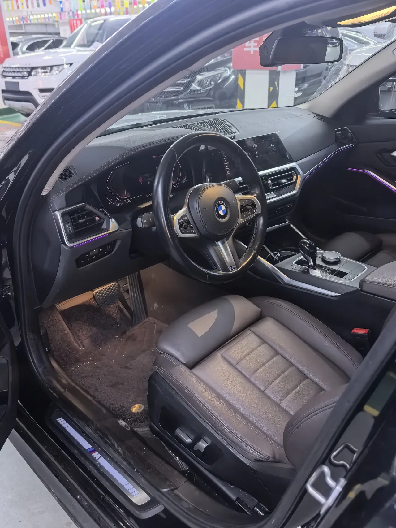 BMW 3 Series 2021 325i 2.0T M Sports Suit (Modified) Automatic Gear 2