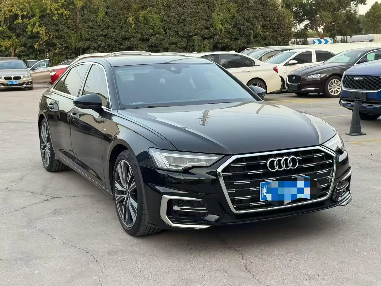 Audi 2024 A6L 2.0TFSI 40TFSI Deluxe Dynamic Automatic 3