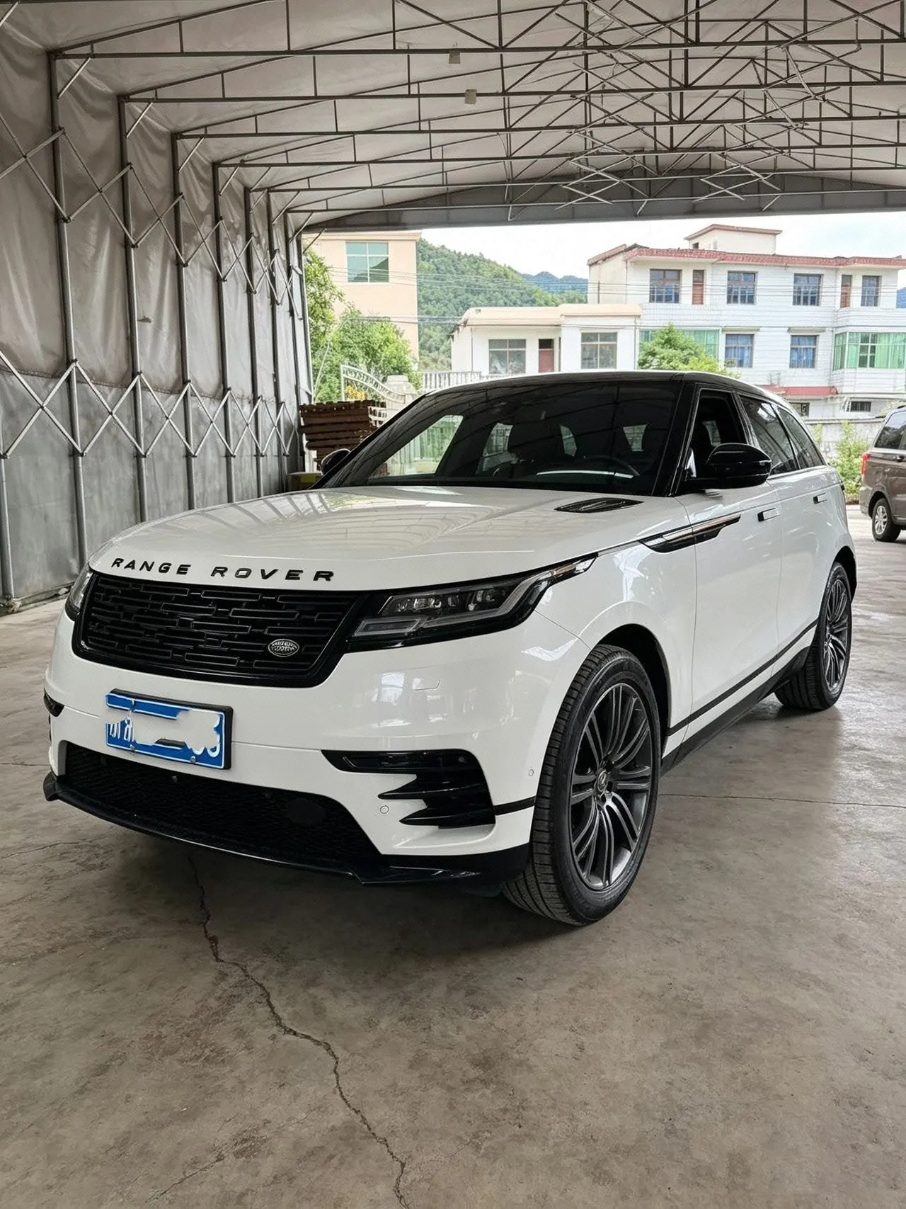 Land Rover Range Rover Star Pulse (Imported) 2024 Range Rover Star Pulse 2.0T Dynamic SE Automatic Gear - View 1