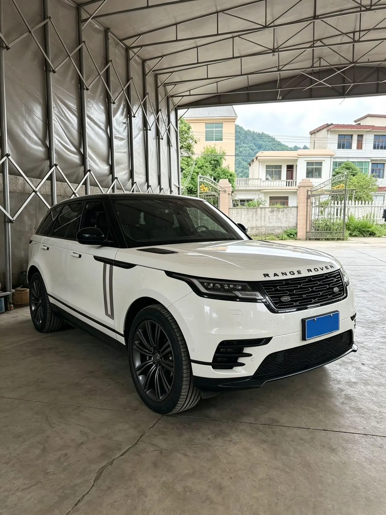 Land Rover Range Rover Star Pulse (Imported) 2024 Range Rover Star Pulse 2.0T Dynamic SE Automatic Gear 2