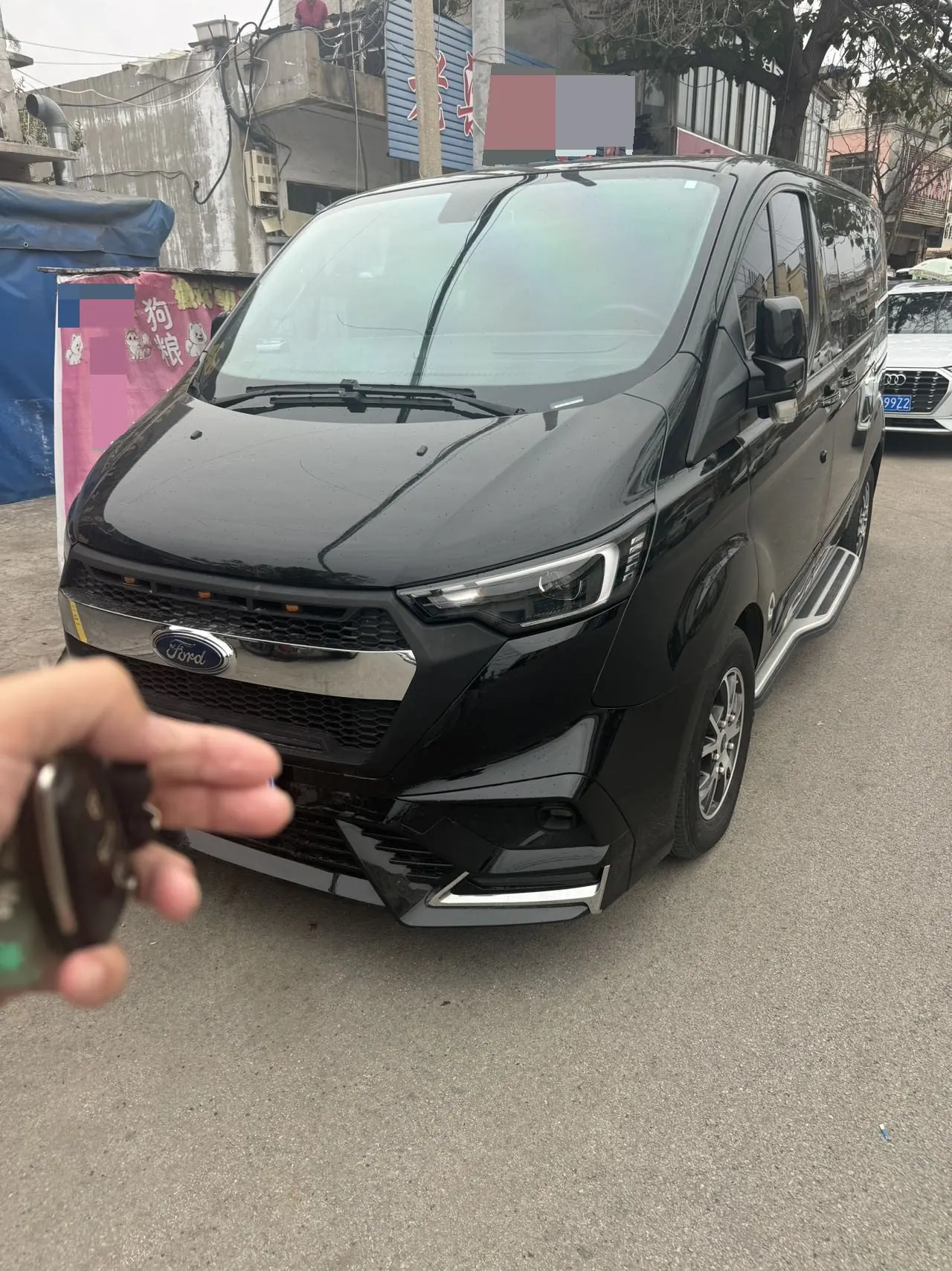 Ford 2024 Touruio 2.0T Zun Plus Edition Automatic Gear - View 1