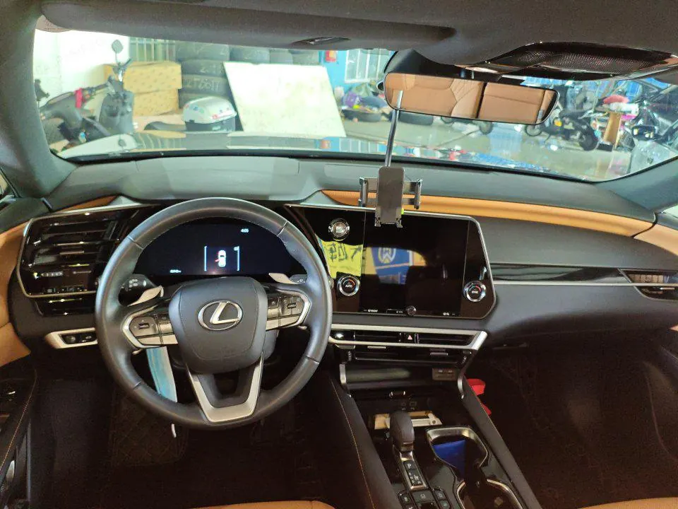 Lexus RX (Imported) 2024 RX300 2.0T Four-wheel Drive Edition Automatic Gear 4