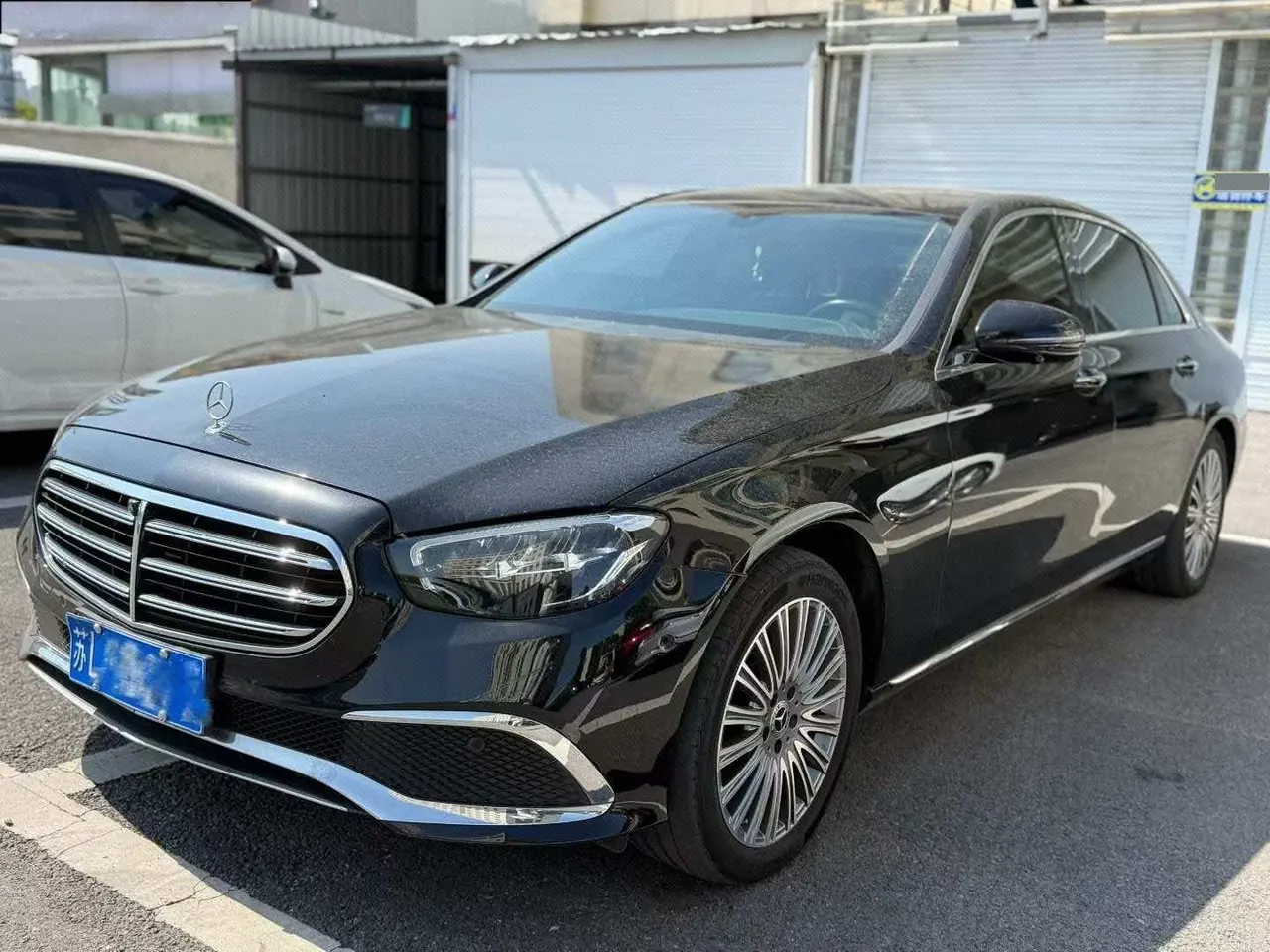 Открыть галерею: Mercedes Benz E Class 2022 E 300 L 2.0T Luxury (Change 2) Automatic Gear