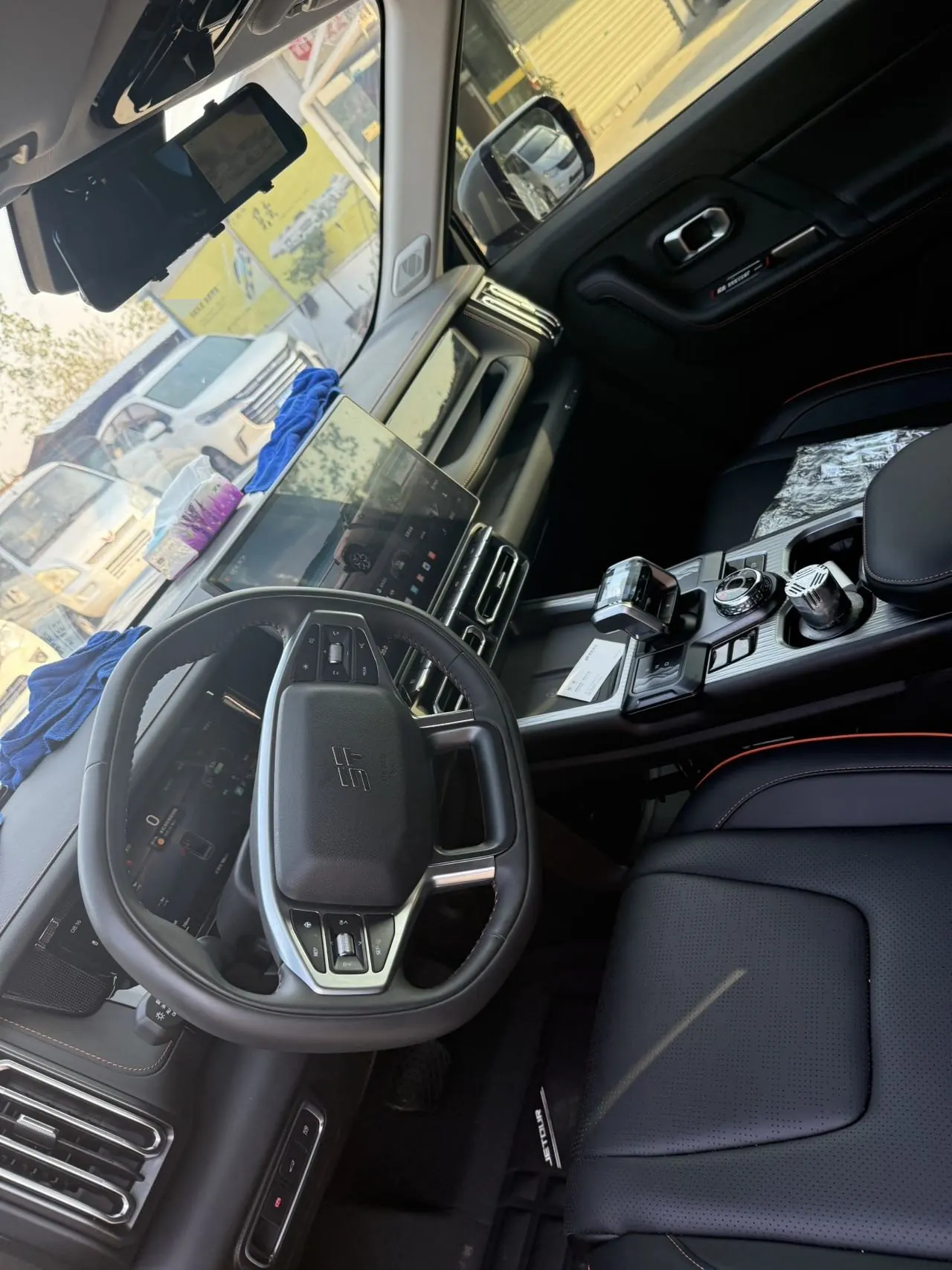 Jetour 2025 ShanHai T1 C- DM 1.5T 150km Explore Automatic Gear 7
