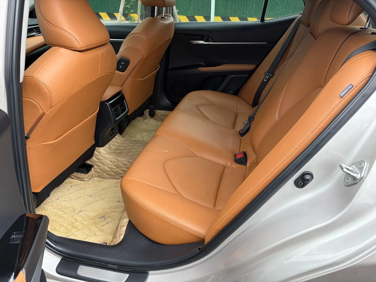 Toyota 2021 Camry 2.0G Stepless Deluxe Edition Automatic Gear 6
