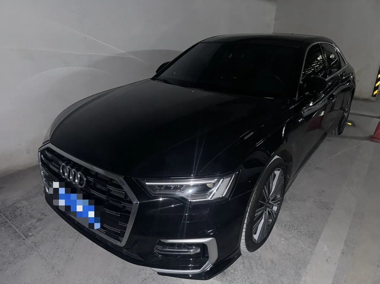 Open image lightbox: Audi 2024 A6L 2.0TFSI 45TFSI Quattro Selected Dynamic Automatic