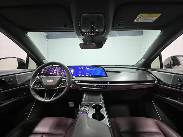 Cadillac 2025 XT5 48V 2.0T Platinum Automatic Gear 8