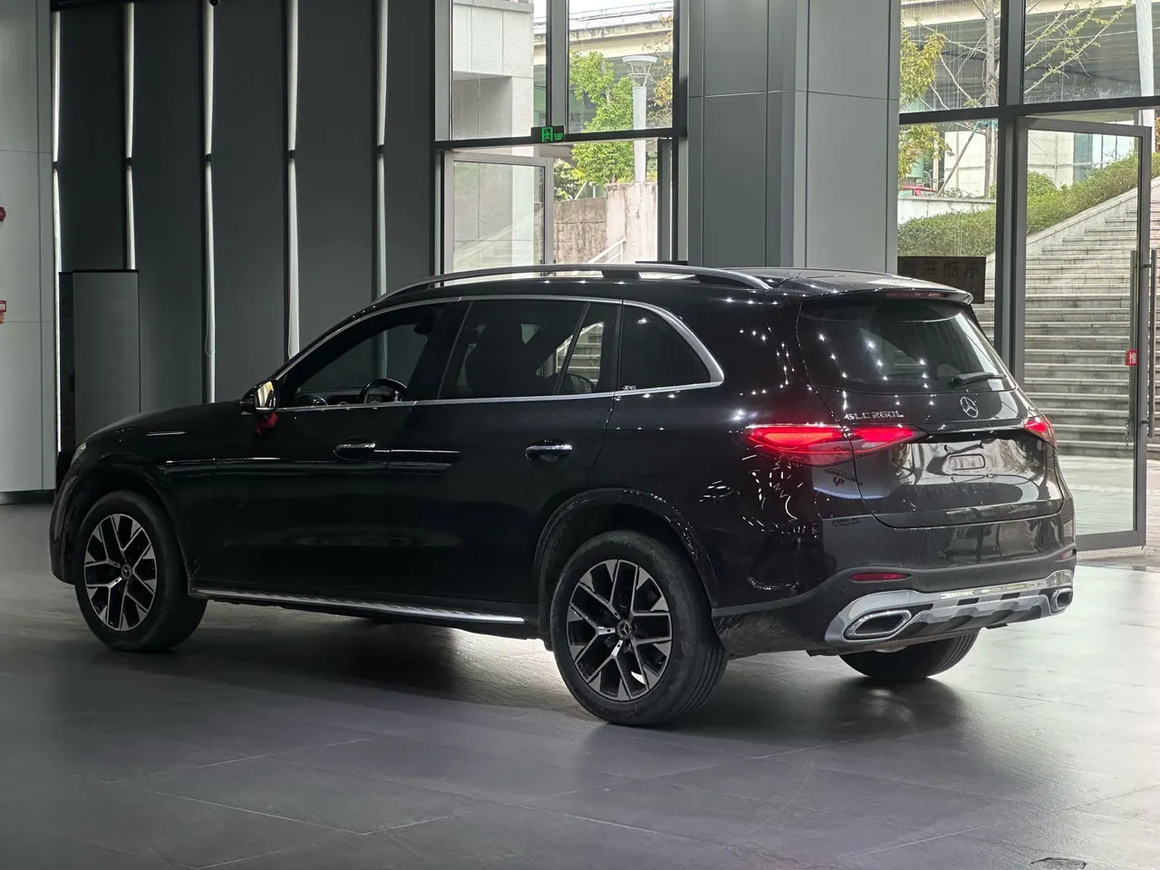 Mercedes Benz 2024 GLC 260 L 4MATIC 48V 2.0T Luxury 7-seat Automatic Gear 3