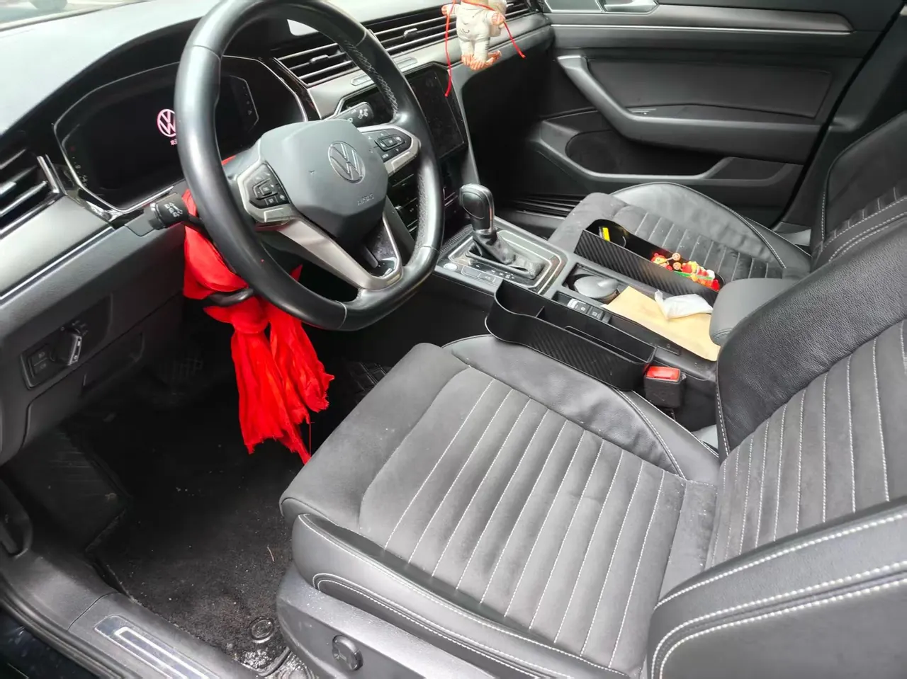 Volkswagen 2020 Magotan 2.0TSI 330TSI luxury automatic transmission 5
