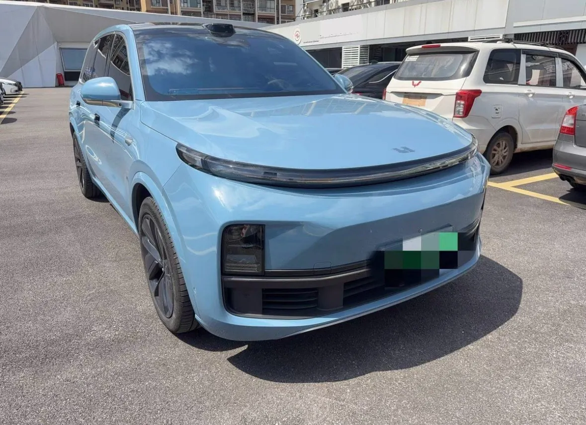 Li 2022 L9 1.5T Max Edition Automatic Gear 6