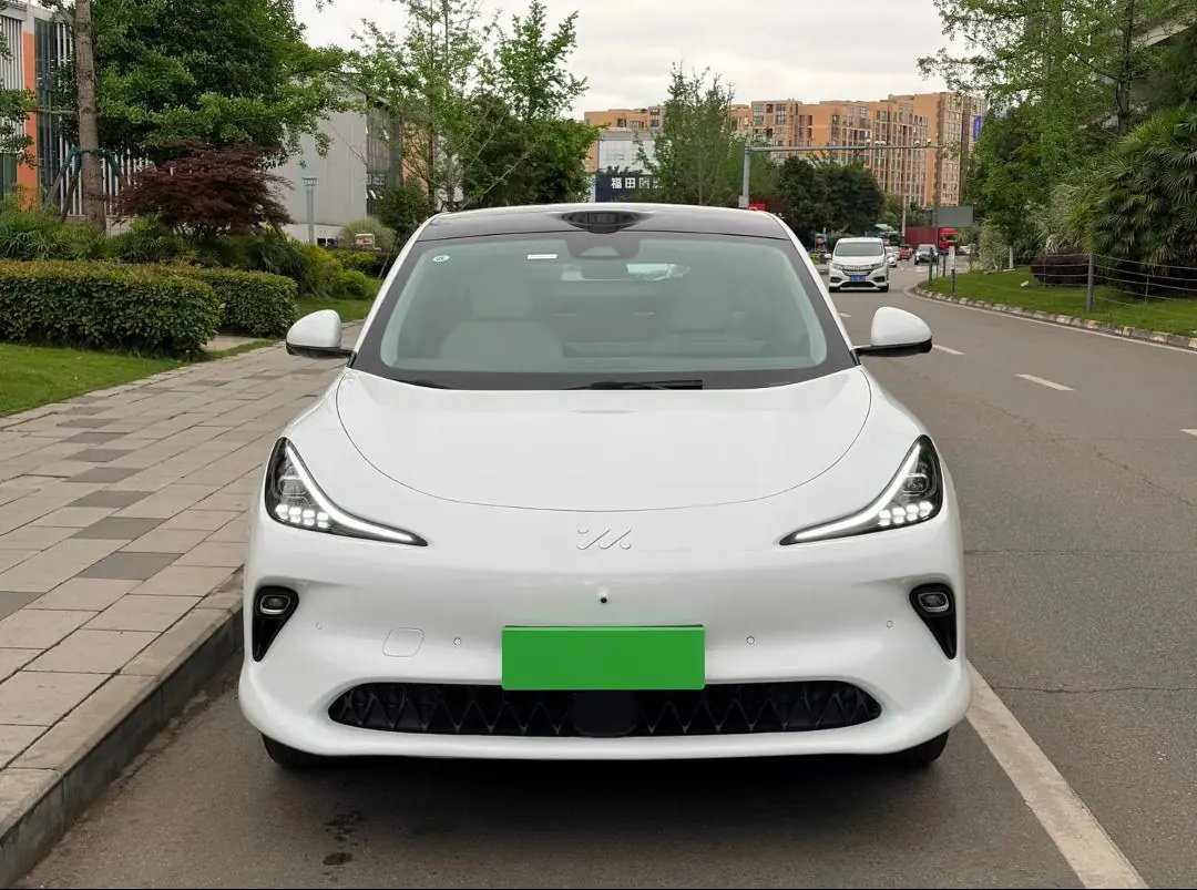 IM 2025 IM LS6 Lizard Smart Driving Edition Automatic Gear 2
