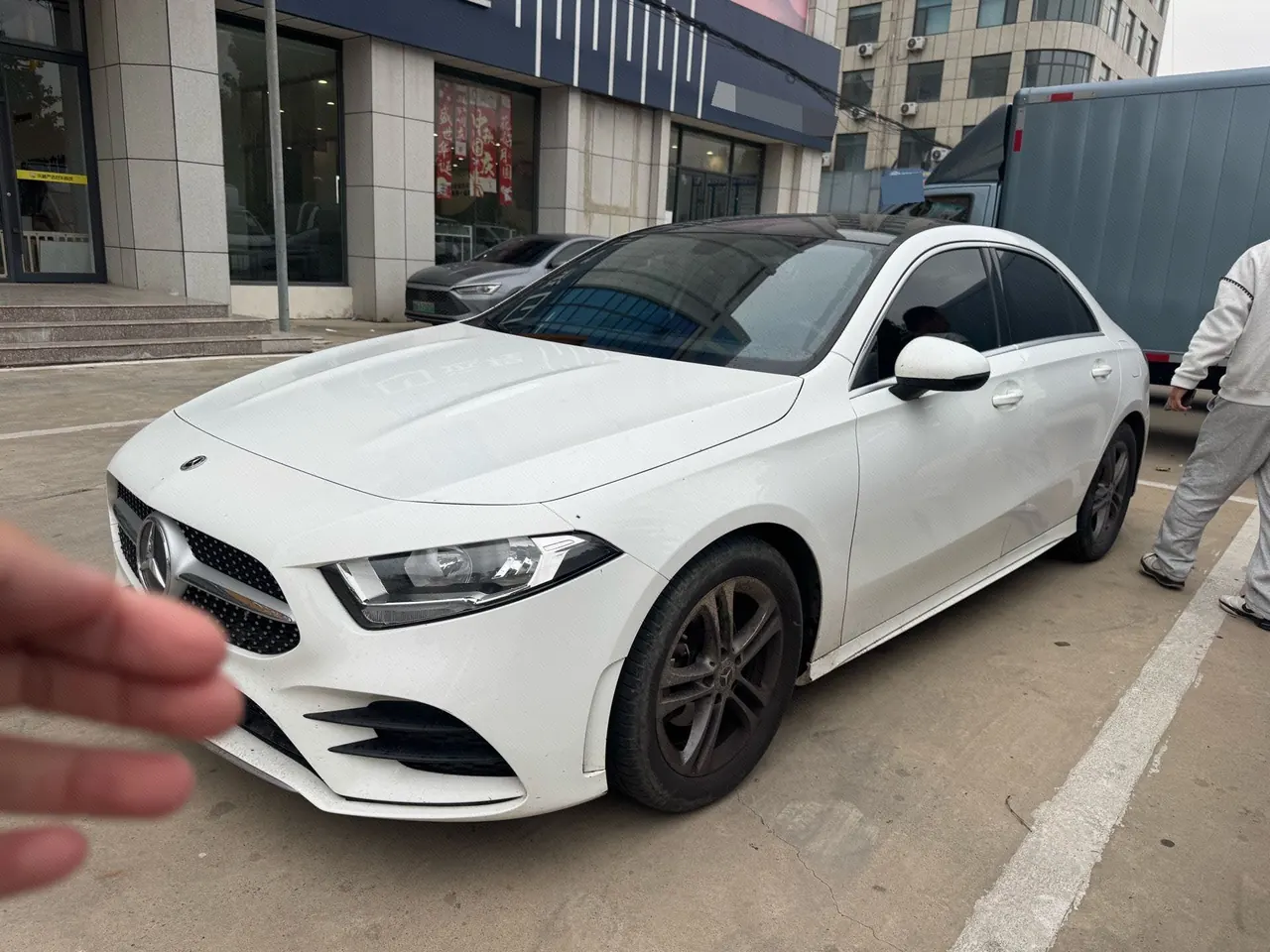 Открыть галерею: Mercedes Benz Class A 2022 A 180 L 1.3T Sports (Modified) Automatic Gear