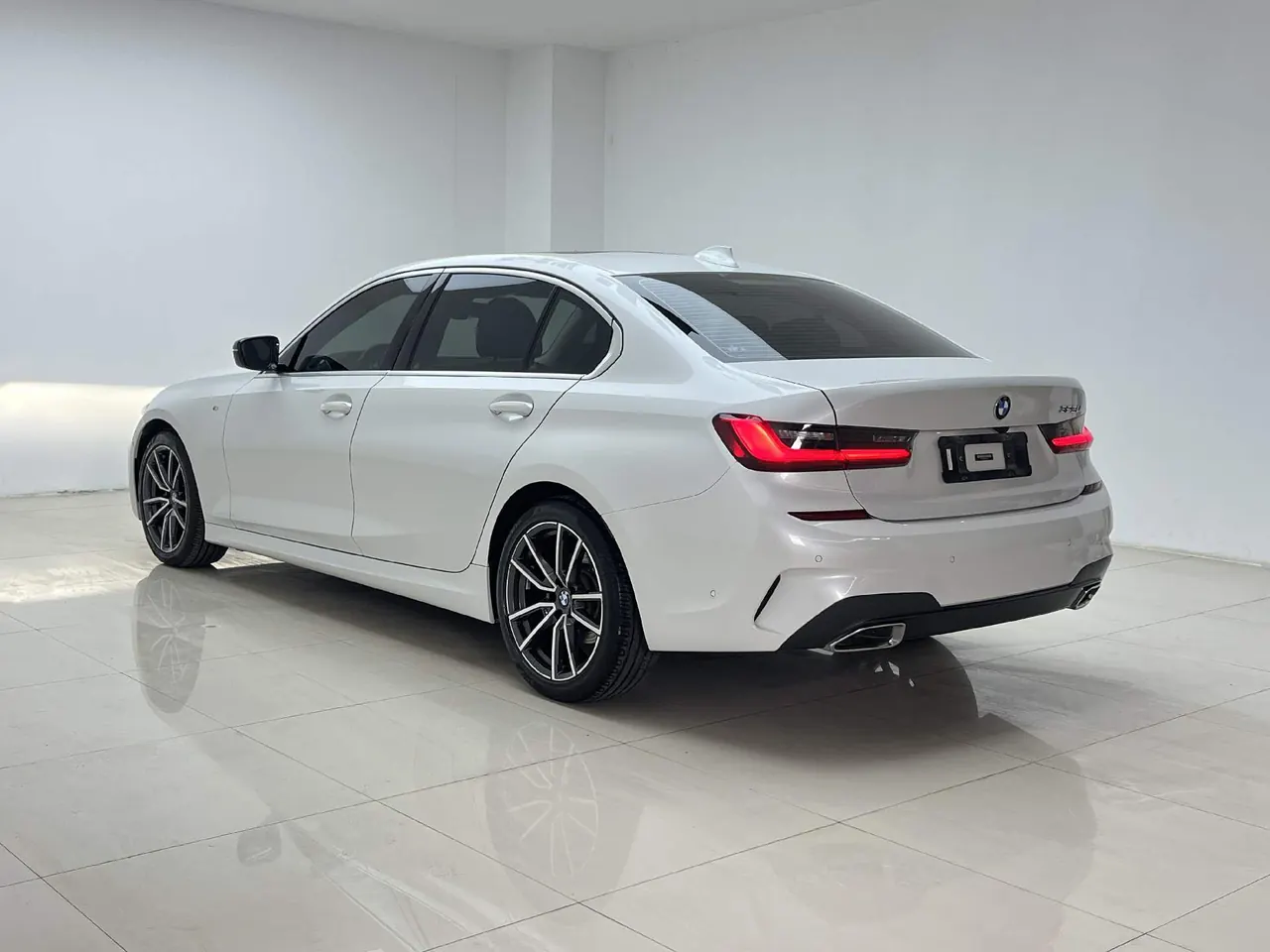 BMW 3 Series 2020 320Li 2.0T M Sports Suit Automatic Gear 6