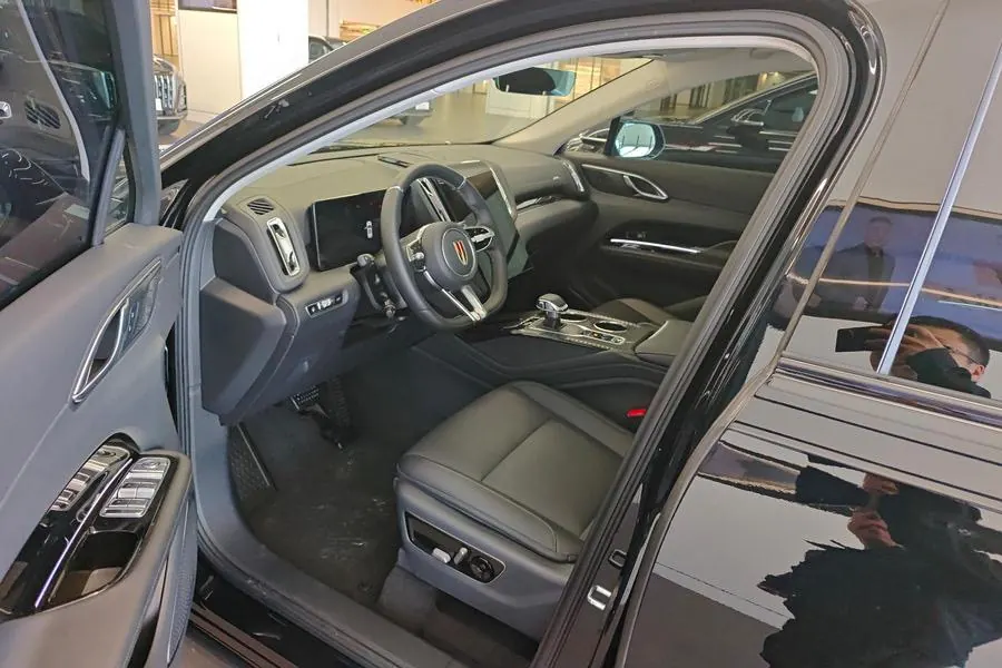 HongQi 2025 HS3 PHEV 1.5T 117km Strong Edition Automatic Gear 6