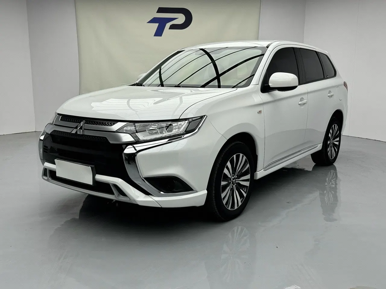 Open image lightbox: Mitsubishi 2021 Outlander 2.0 Stepless Two-Drive Smooth Edition 5-seat (Changed) Automatic Gear