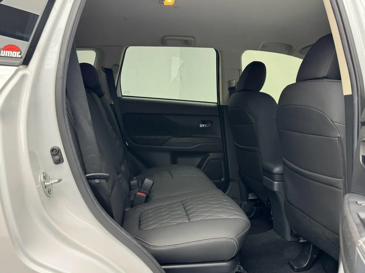 Mitsubishi 2021 Outlander 2.0 Stepless Two-Drive Smooth Edition 5-seat (Changed) Automatic Gear 14