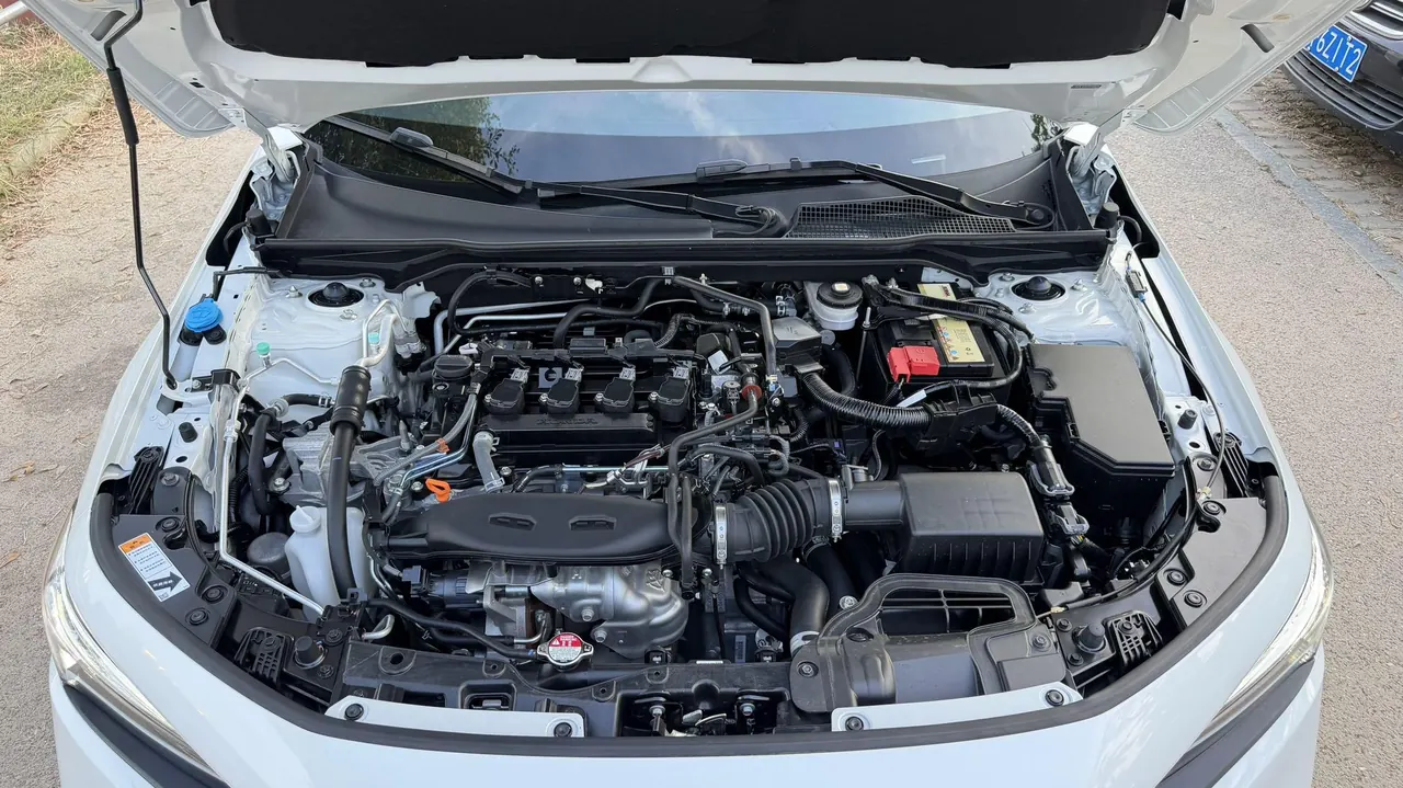 Honda 2022 Civic 1.5T Stepless 240TURBO Combustion Edition Automatic Gear 11