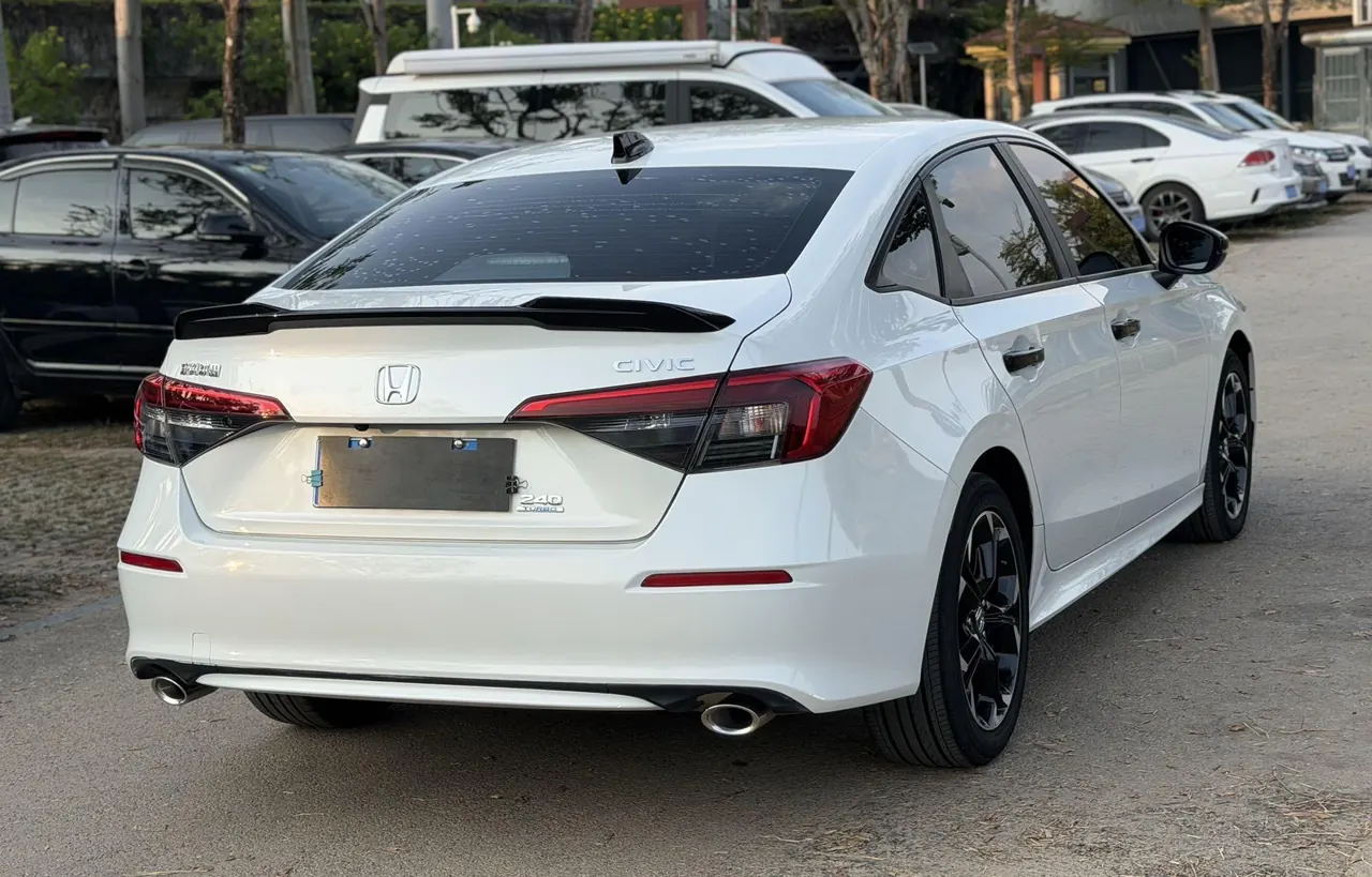 Honda 2022 Civic 1.5T Stepless 240TURBO Combustion Edition Automatic Gear 5