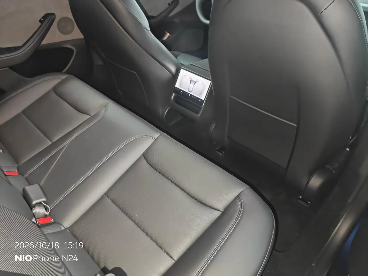 Tesla 2026 Model 3 rear-wheel drive version of automatic transmission 4