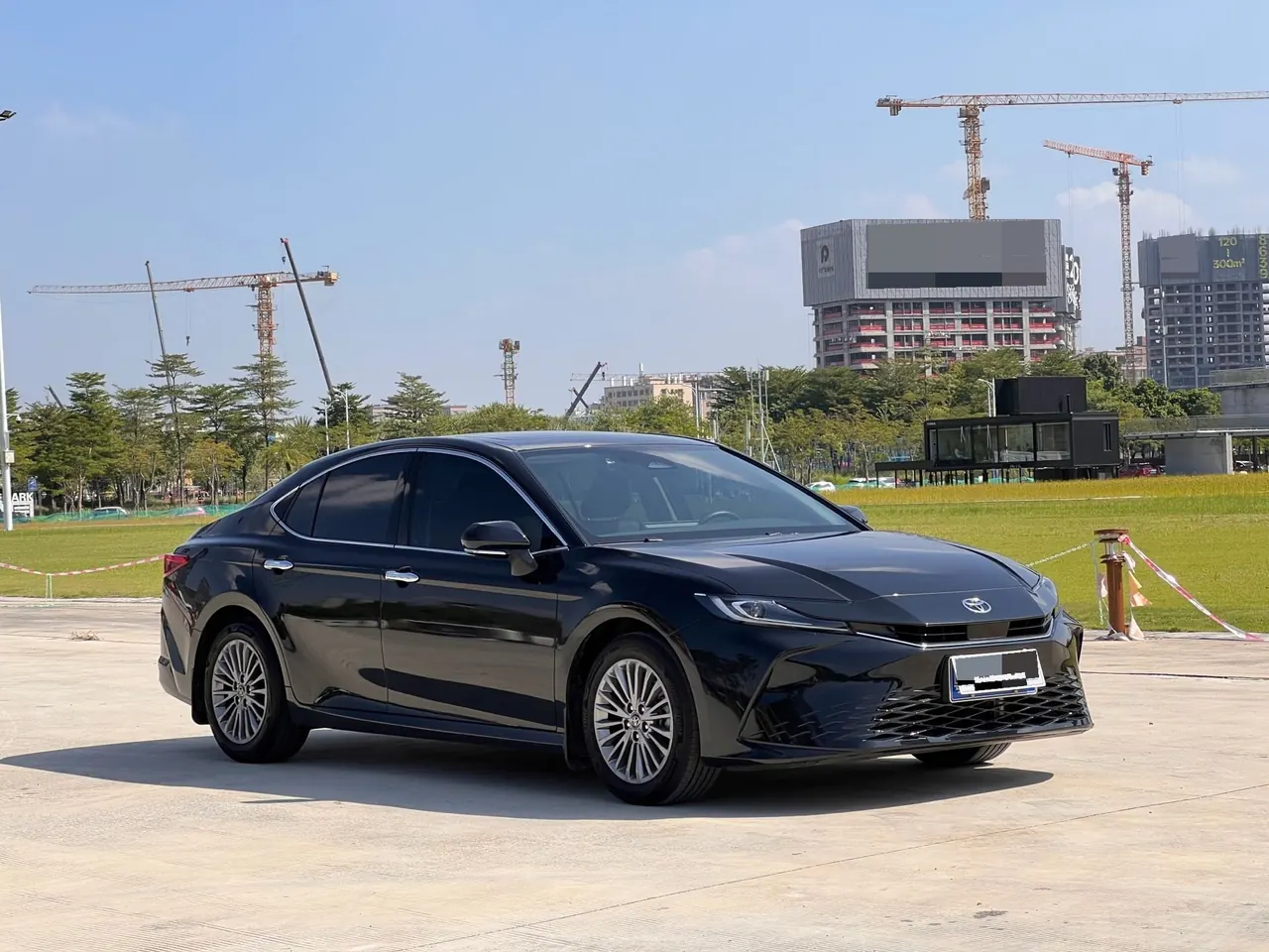 Toyota 2026 Camry 2.0GVP Stepless Deluxe Edition Automatic Transmission 3