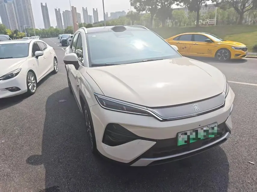 BYD 2026 Song Ultra EV 710KM Excellent Automatic Transmission 3