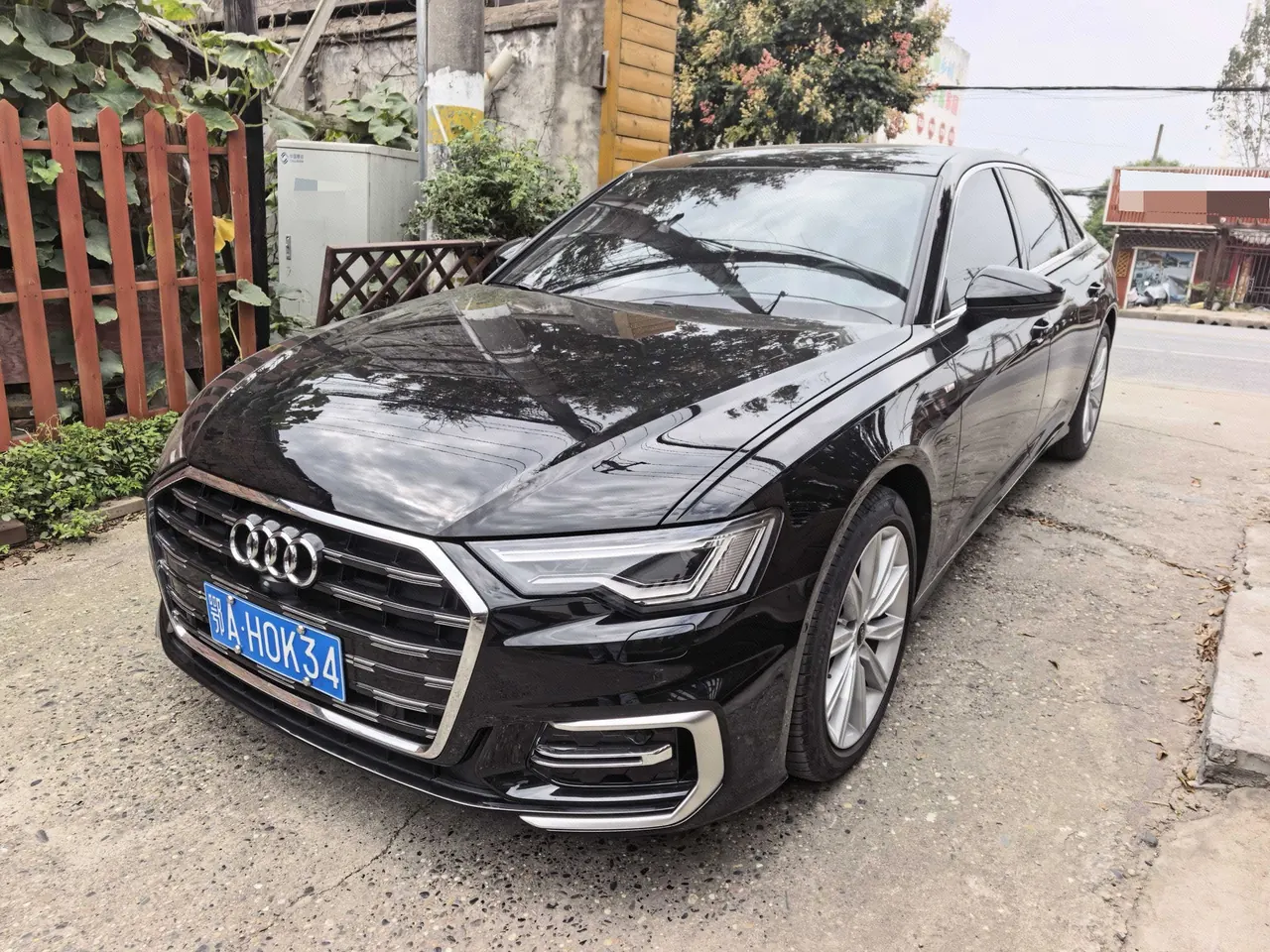 Open image lightbox: Audi 2024 A6L 2.0TFSI 45TFSI Selected Dynamic Automatic