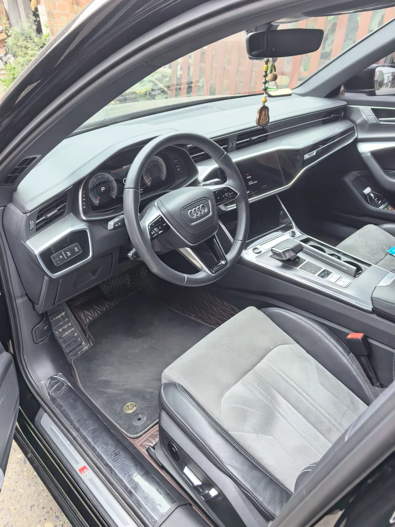 Audi 2024 A6L 2.0TFSI 45TFSI Selected Dynamic Automatic 3