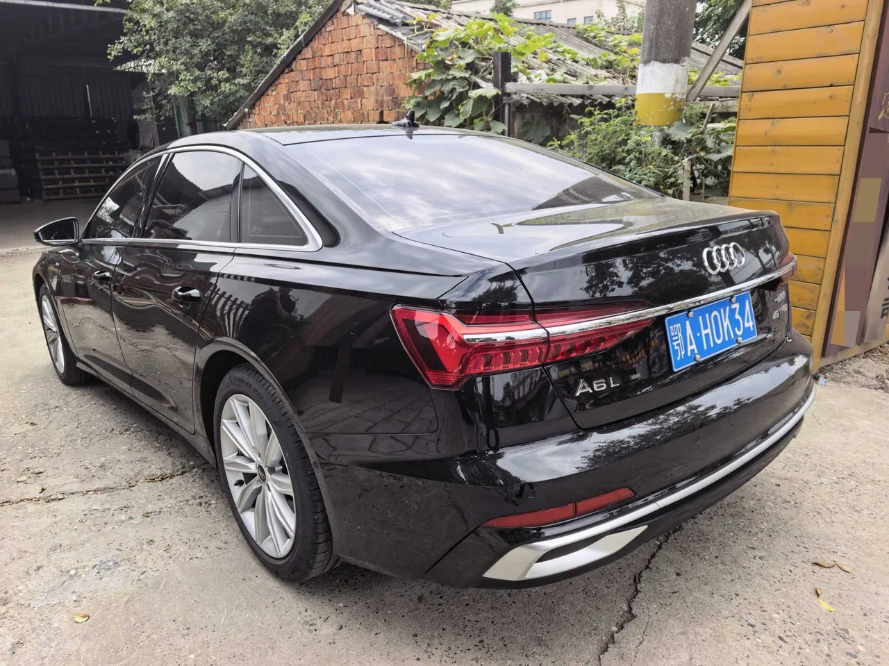 Audi 2024 A6L 2.0TFSI 45TFSI Selected Dynamic Automatic 5