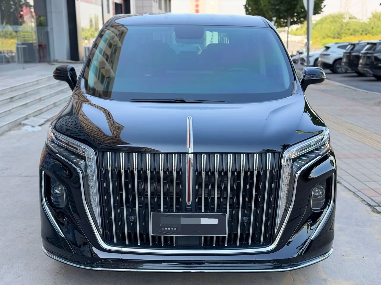 HongQi 2024 HQ9 PHEV 2.0T 4WD Business Edition Automatic Gear 2