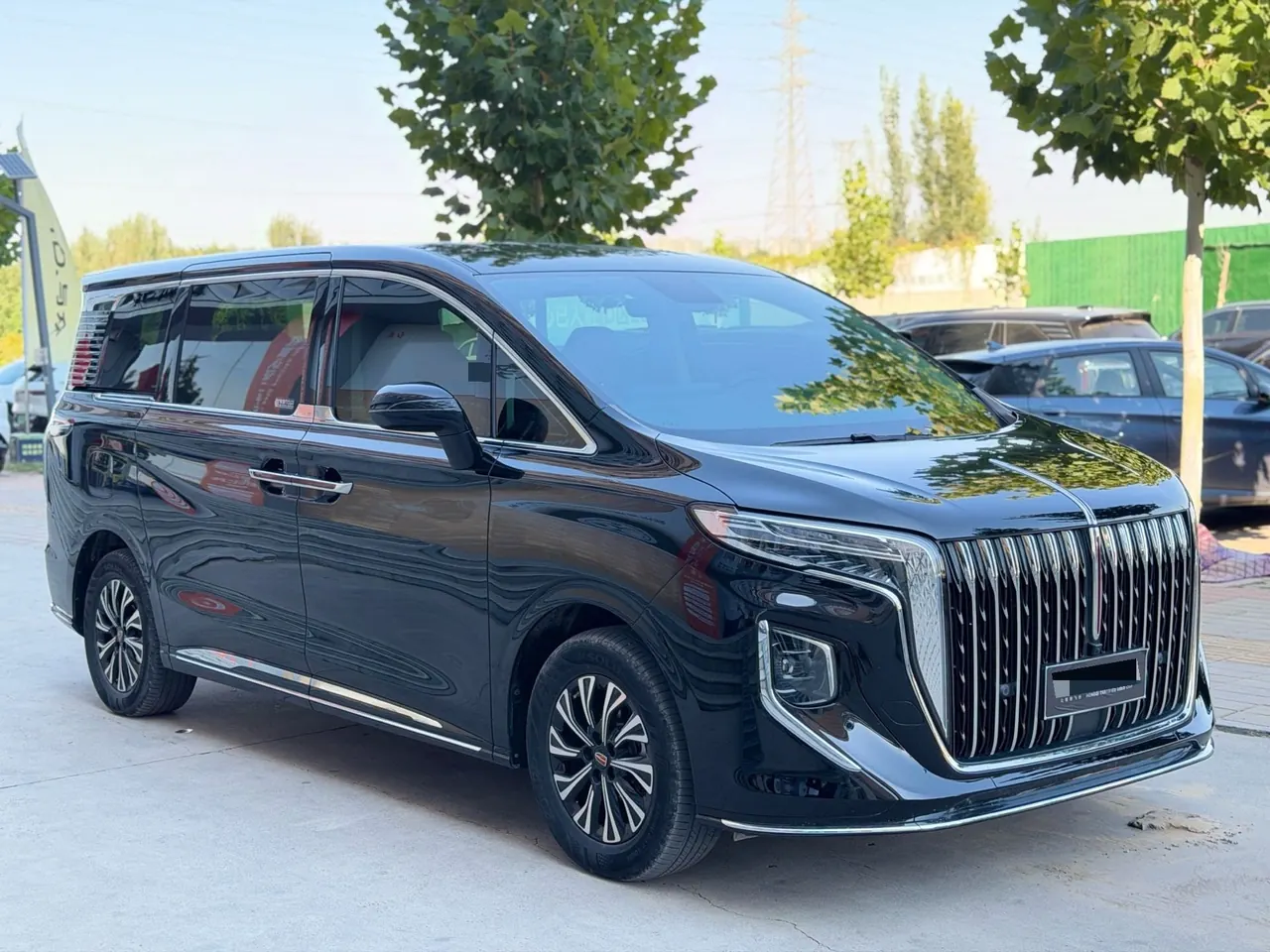 HongQi 2024 HQ9 PHEV 2.0T 4WD Business Edition Automatic Gear 3