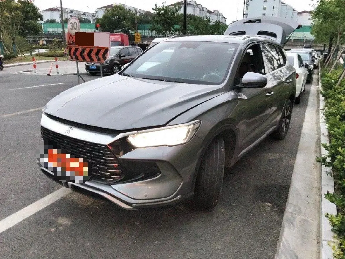 BYD Song Pro New Energy 2024 Song Pro DM-i 1.5 Stepless Glory Edition Exceed 71KM Automatic Gear - View 1