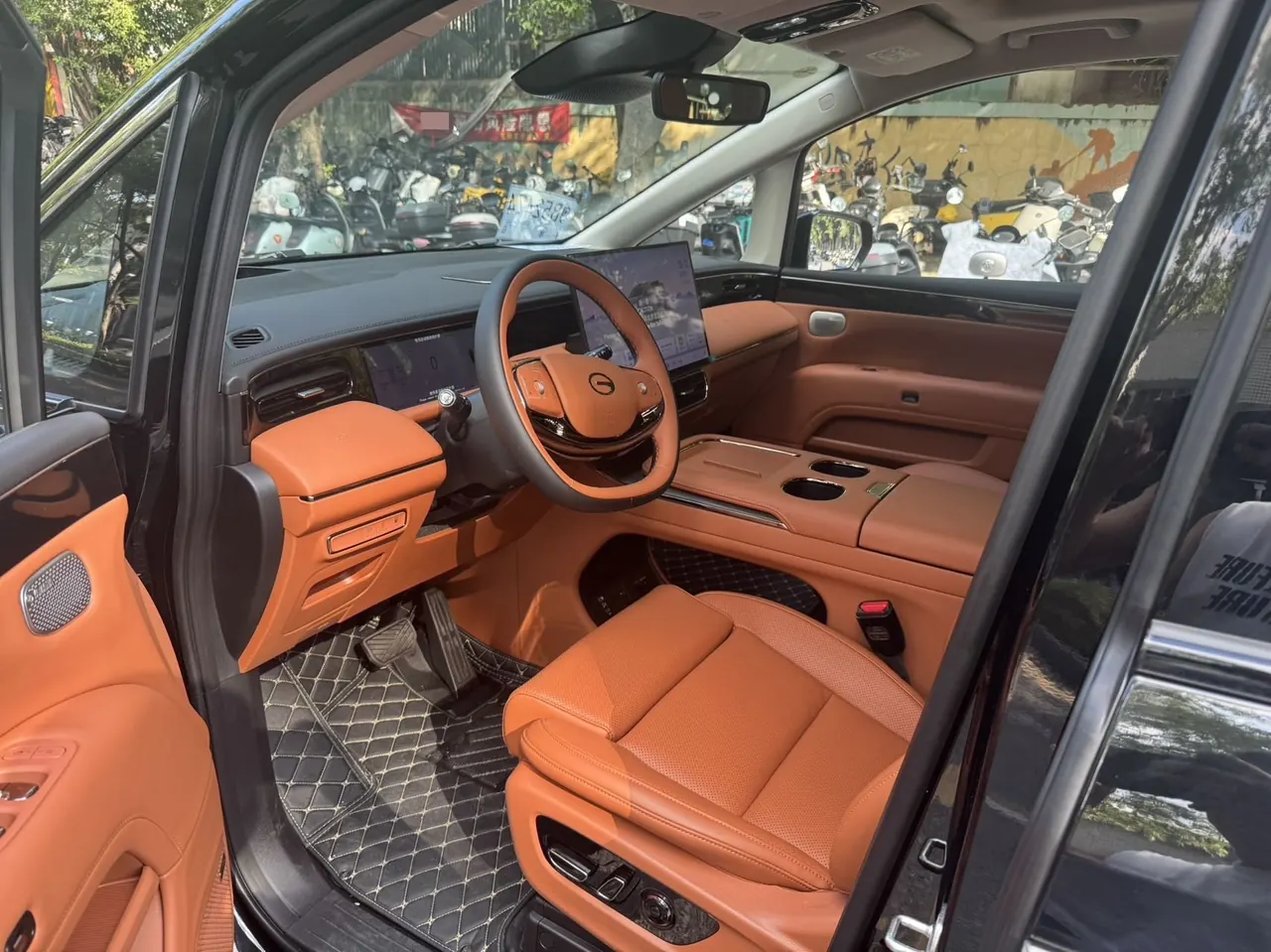 Chuanqi 2026 yearning for M8 PHEV L 1.5T 4-wheel Max automatic gear 4