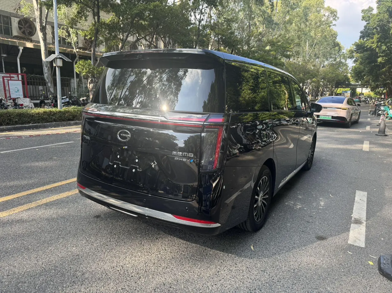 Chuanqi 2026 yearning for M8 PHEV L 1.5T 4-wheel Max automatic gear 9