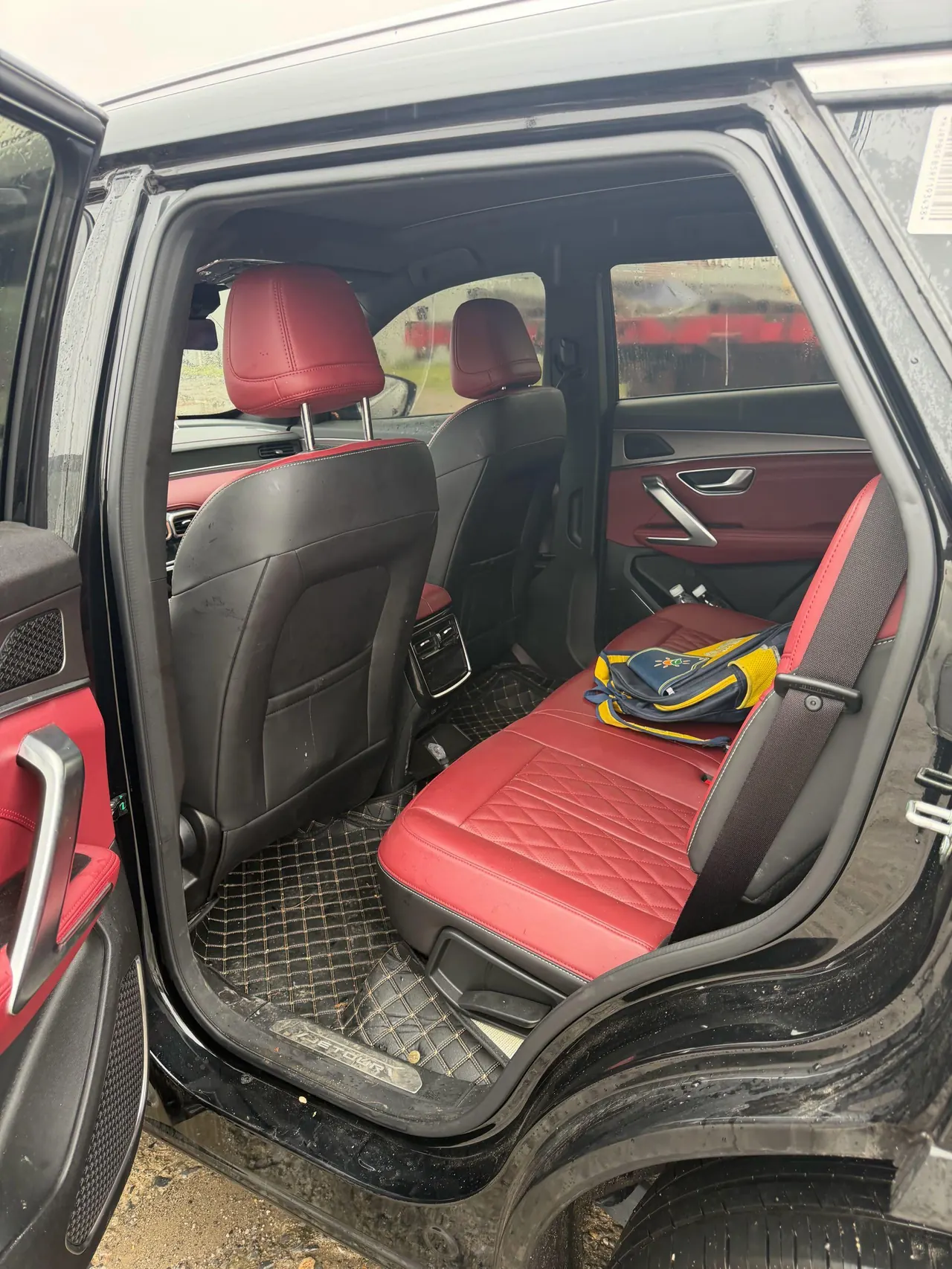 Jetour 2024 X70 PLUS 1.5T Champion Edition PRO5 Automatic Gear 4